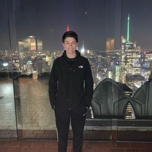 Meet your Posher, Brett